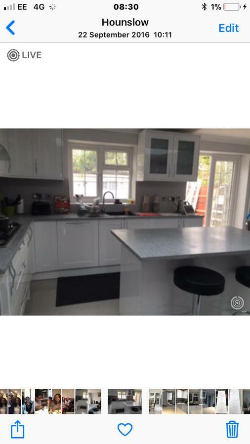 House Apartment Hounslow Bagian luar foto